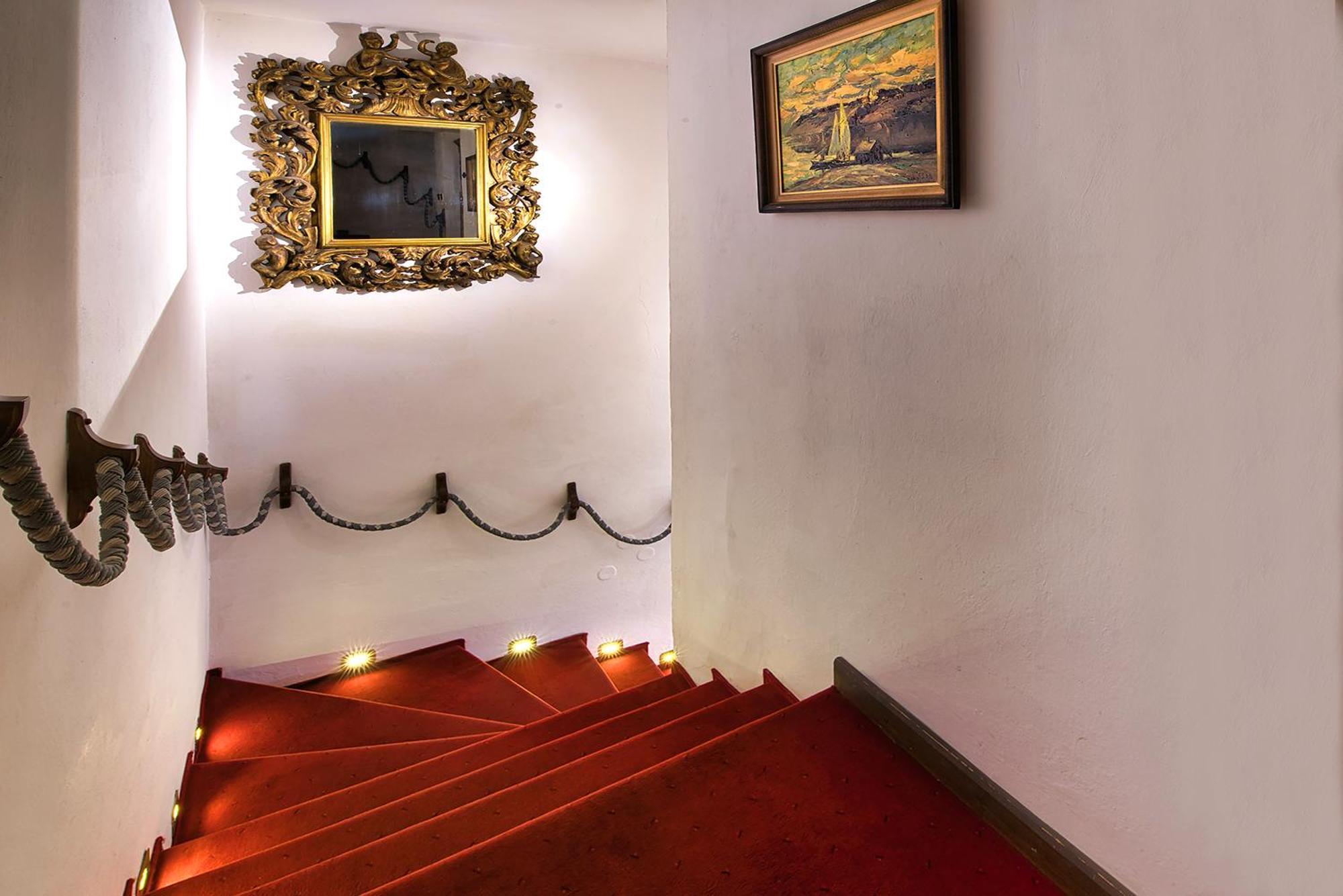 Panoramic Castle Suite With Free Private Parking Pozsony Kültér fotó