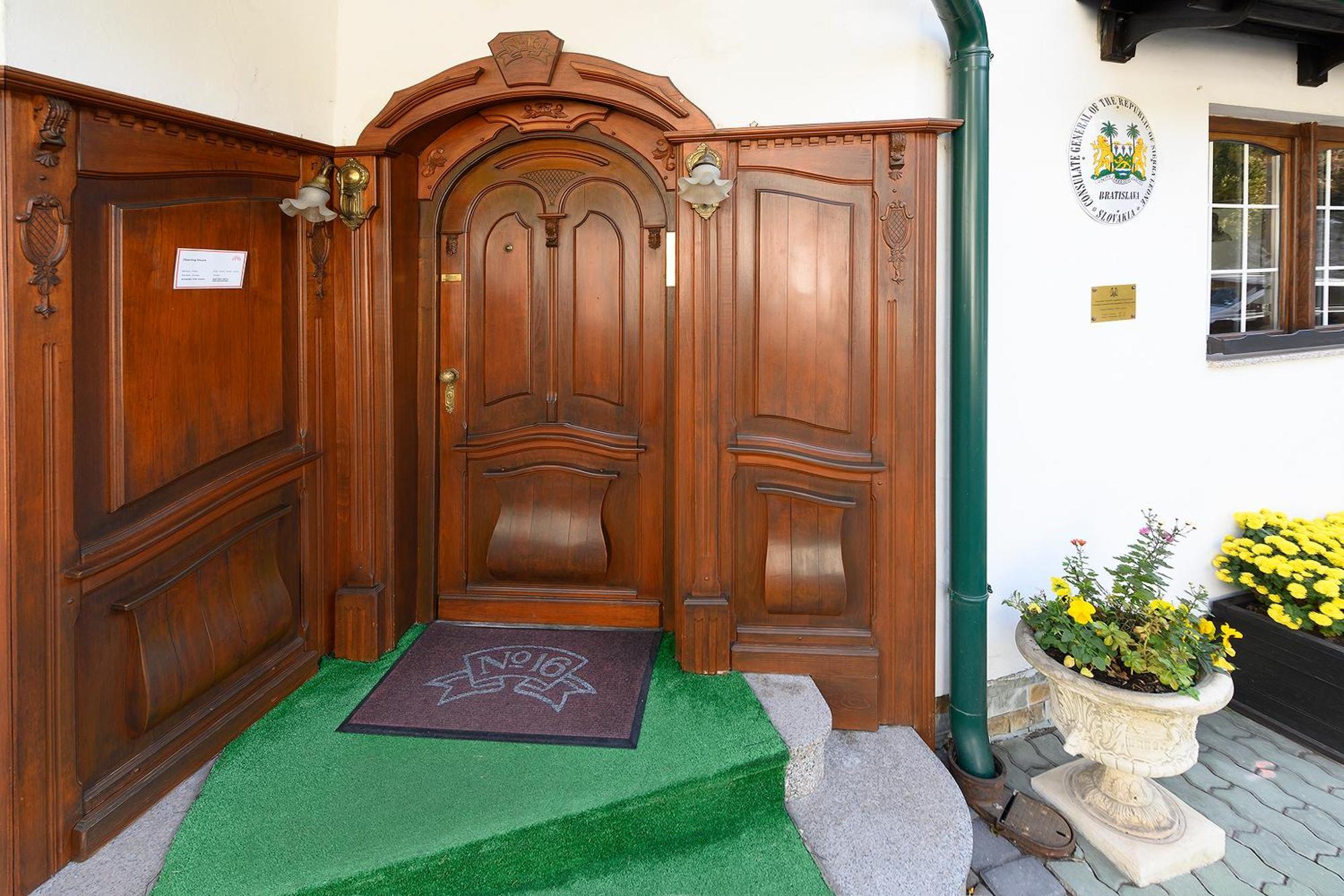 Panoramic Castle Suite With Free Private Parking Pozsony Kültér fotó